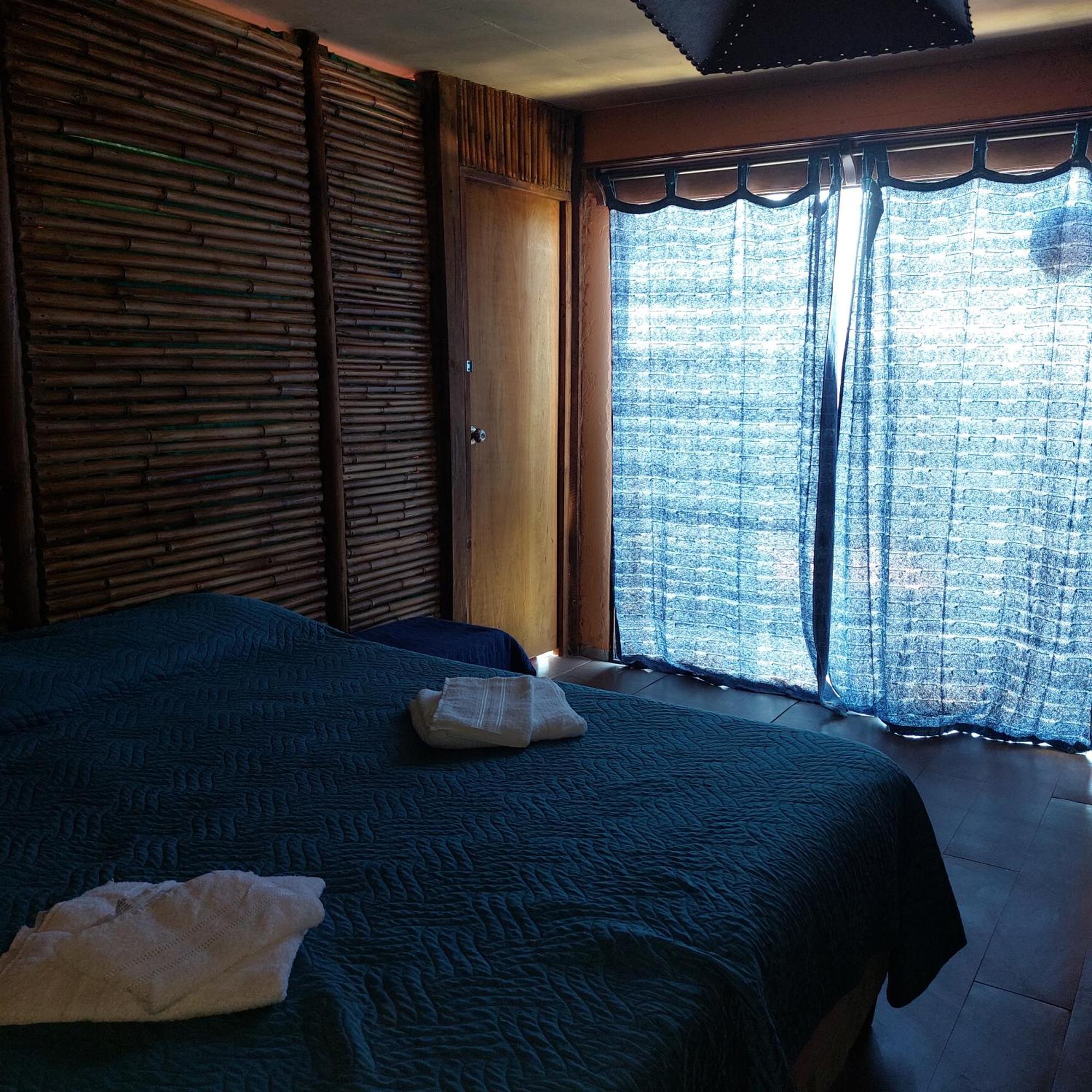 Casa Amarilla Con Jacuzzi Villa Punta Del Diablo Buitenkant foto