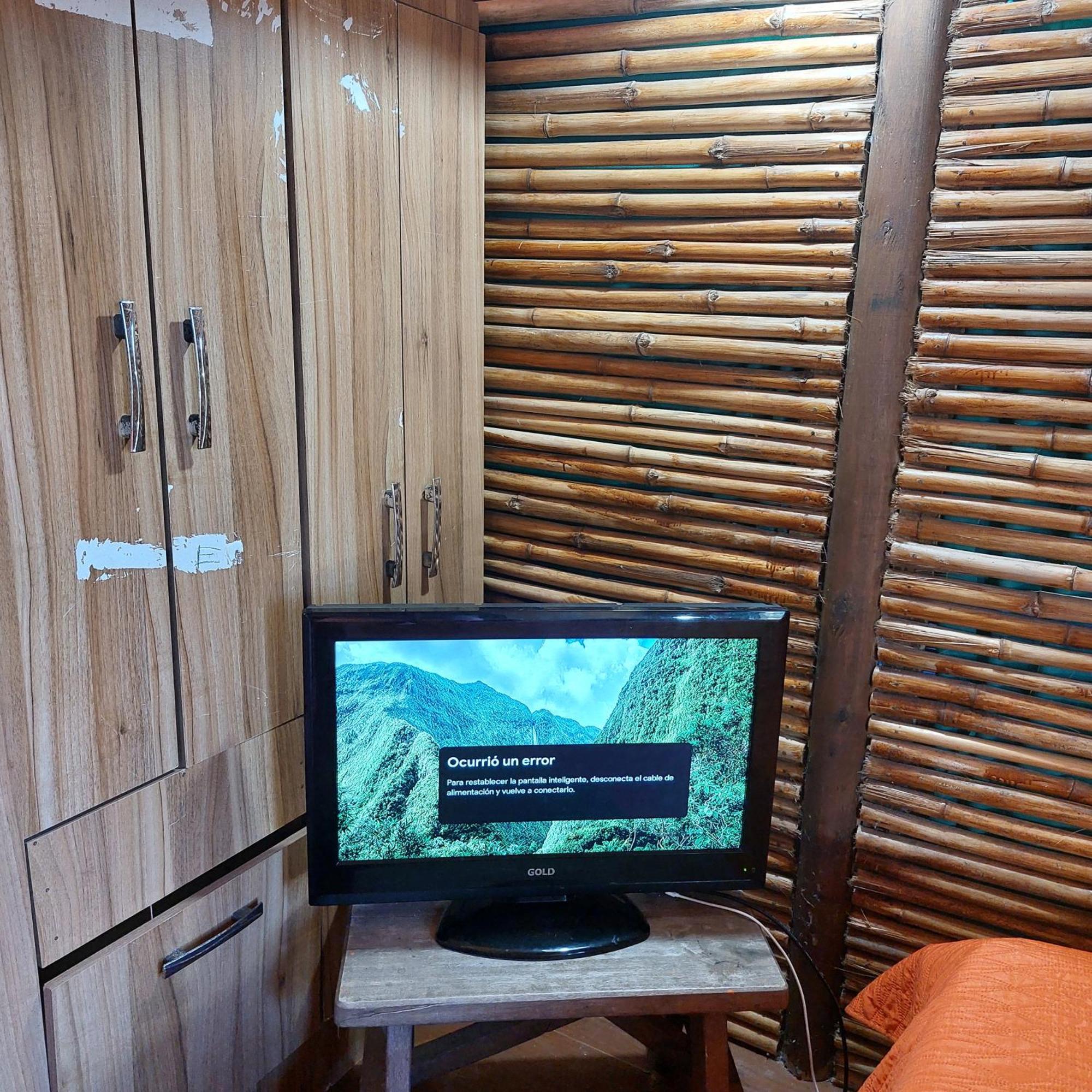 Casa Amarilla Con Jacuzzi Villa Punta Del Diablo Buitenkant foto
